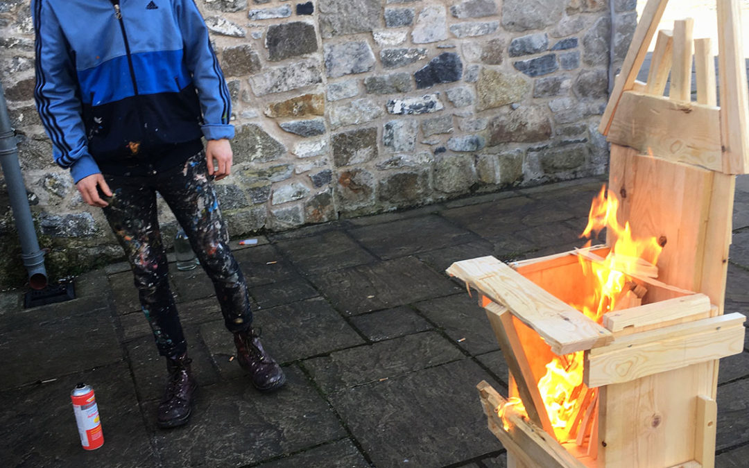 I’r Byw // Llŷr Alun Jones // Galeri, Caernarfon // GISDA