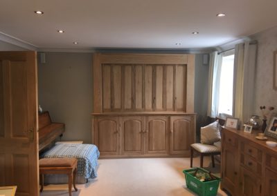 Cwpwrdd Teledu | TV Cupboard