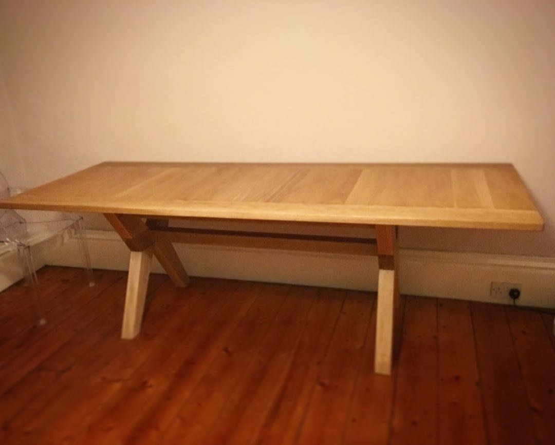 Bwrdd Bwyd Segontium – Segontium Dining Table