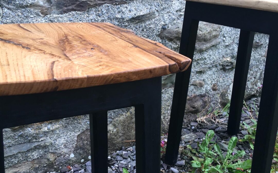 Byrddau Bach Inc | Small Ink Tables